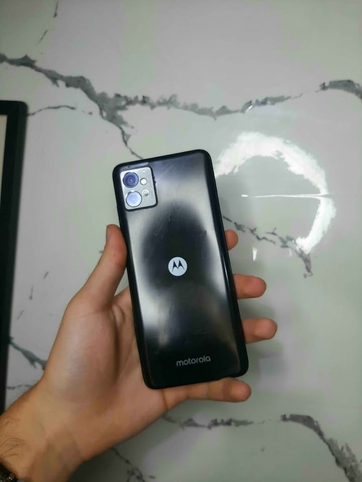 VENDO PARA REPUESTO MOTO G32 Y MOTO E22 Detalles en la descripción