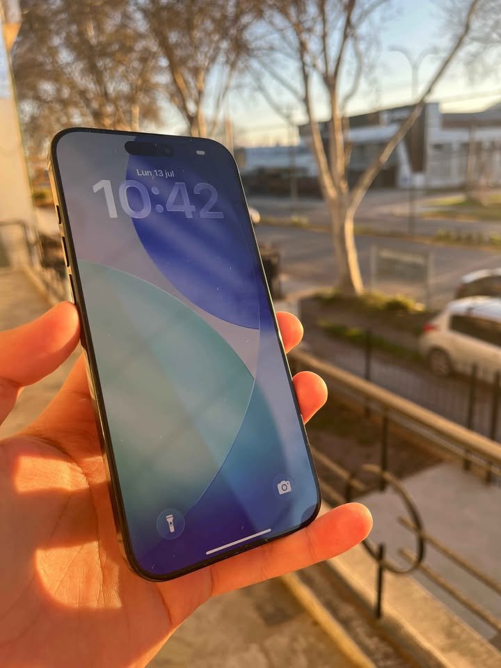 Liquido iphone 16 pro max