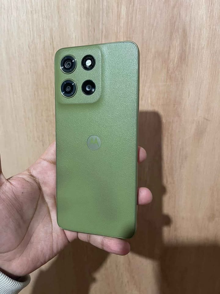 $145 moto G15 libre de fabrica 256GB /4+2RAM impecable sin detalles (Caba)