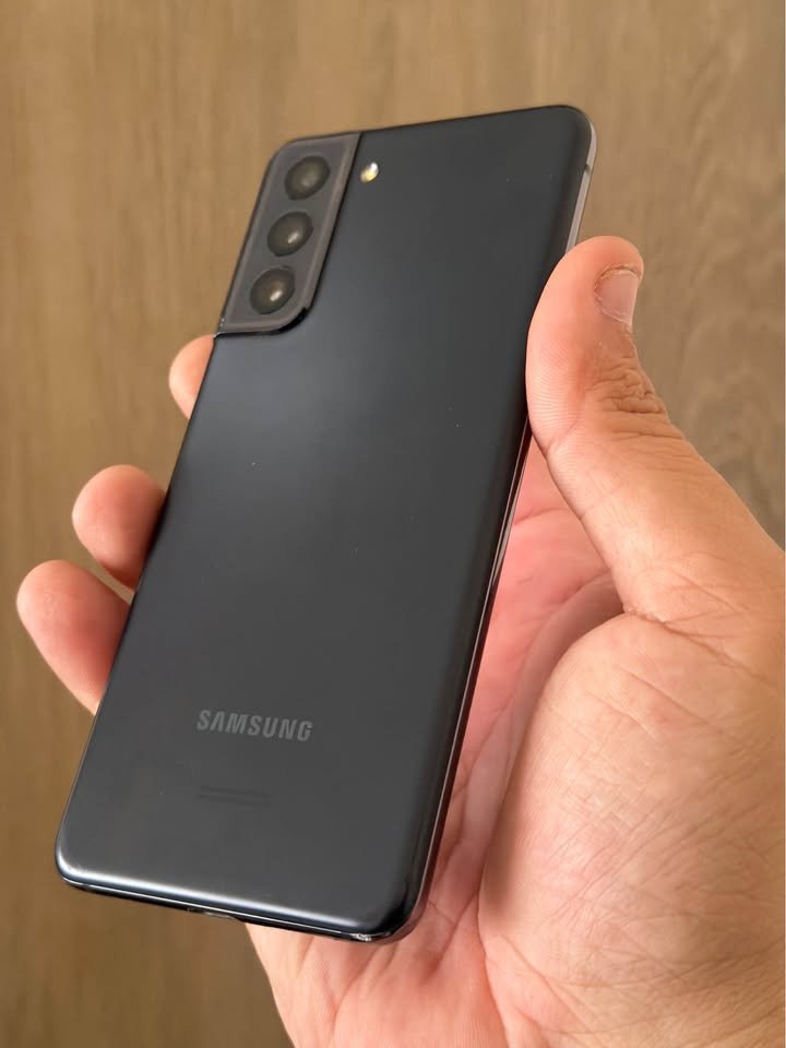 Vendo Samsung S21 libre 256gb 8ram MÍNIMO DETALLE LÍNEA PIXEL , NO PERMUTO