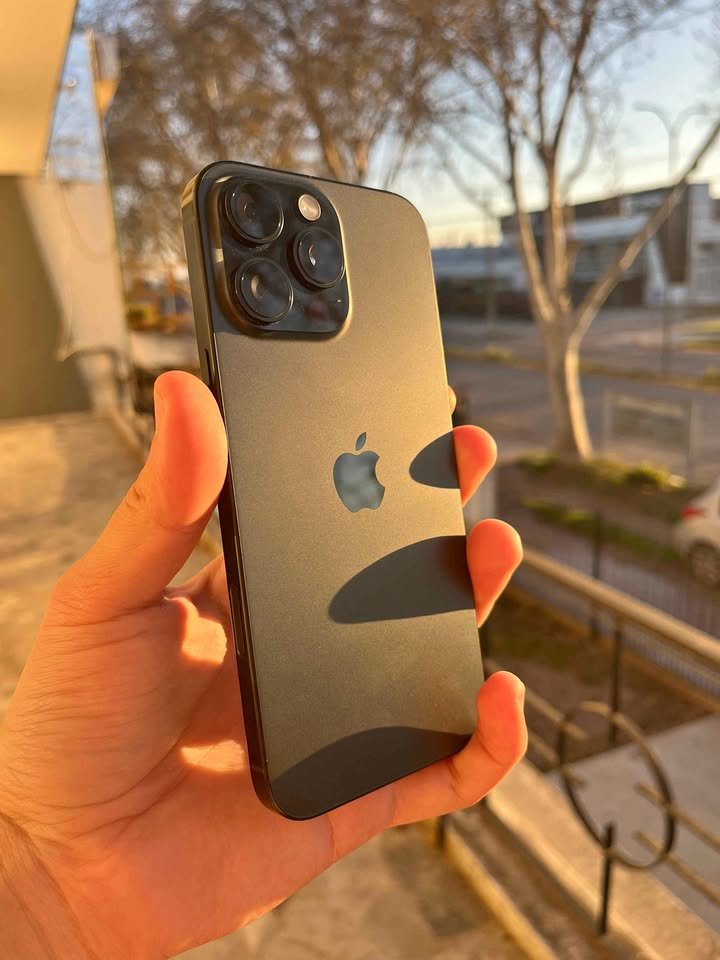 Liquido iphone 16 pro max