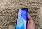 VENDO IPHONE 13 ROJO