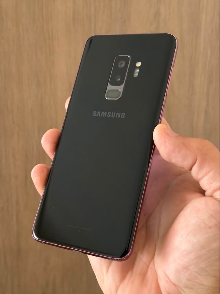 Vendo Samsung S9 plus libre 64gb 6ram NFC , IMPECABLE, NO PERMUTO