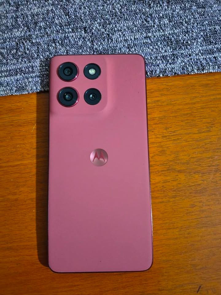 VENDO MOTO G86 5G LIBRE ESIM!!