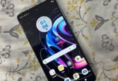 Vendo Motorola edge 20pro , liberado único detalle la tapa trasera pero no afecta su funcionamiento