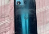 Vendo Motorola E13 liberado