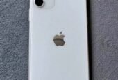 iPhone 11 128GB 82% batería