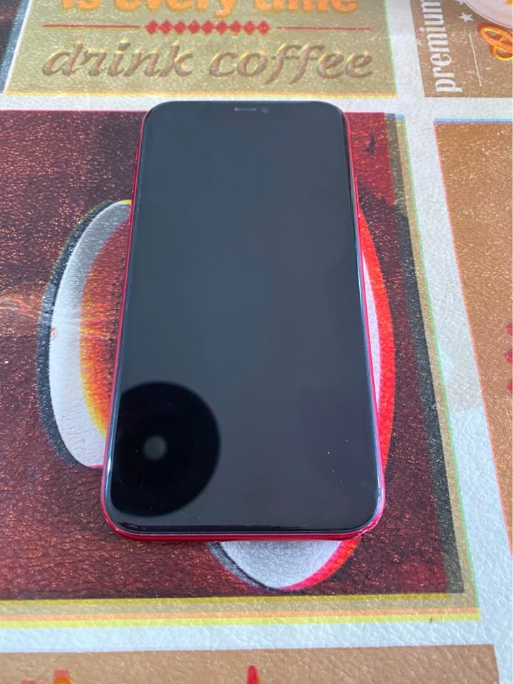 Vendo iPhone 11 red