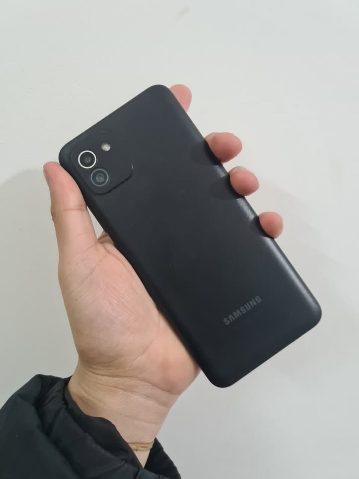 SAMSUNG A03 128 GB 4 GB VENDO O PERMUTO