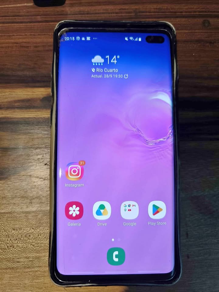 Celular Samsung Galaxy S10+
