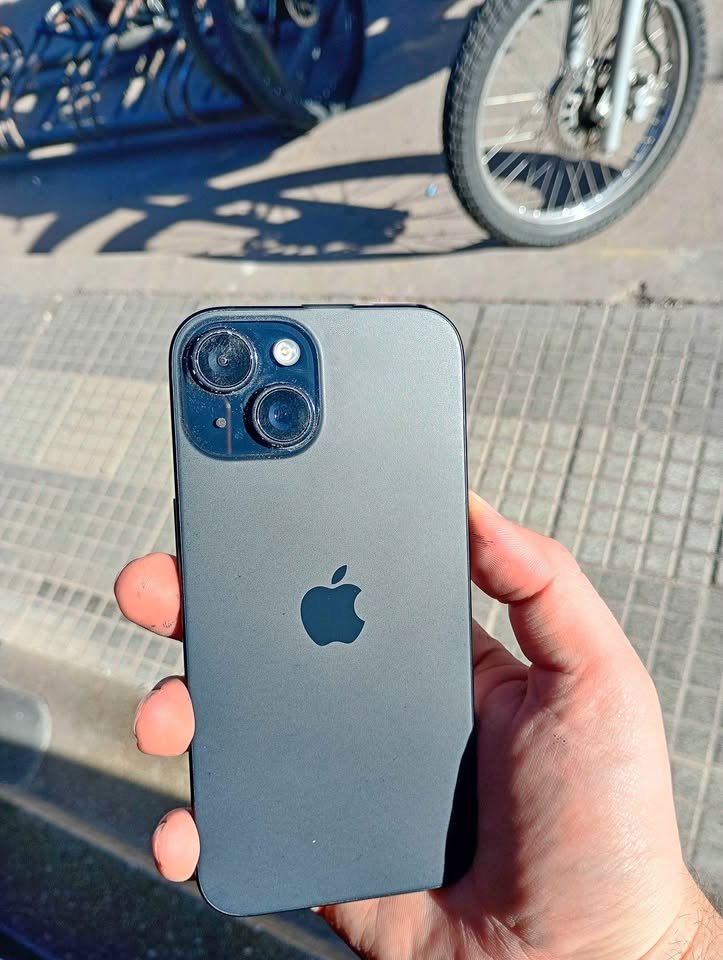 VENDO IPHONE 15 IMPECABLE