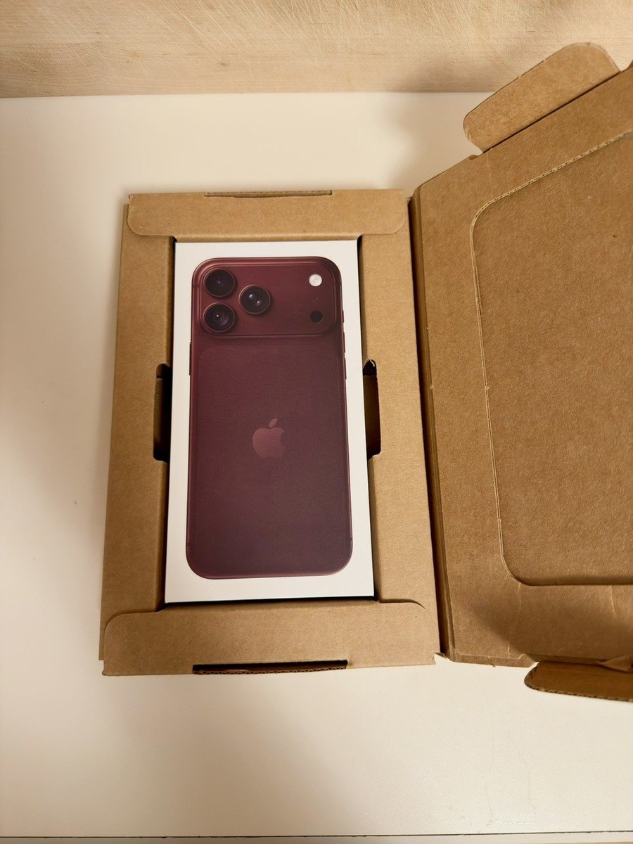 FOR SALE: Brand New Unlocked Apple iPhone 18 Pro Max 256GB $799
