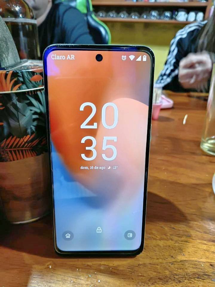 Vendo moto g 54 meses de uso