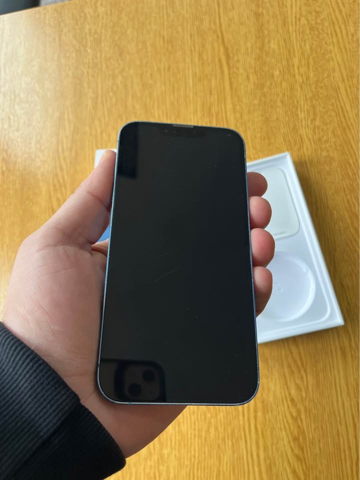 iPhone 13 🔋100%