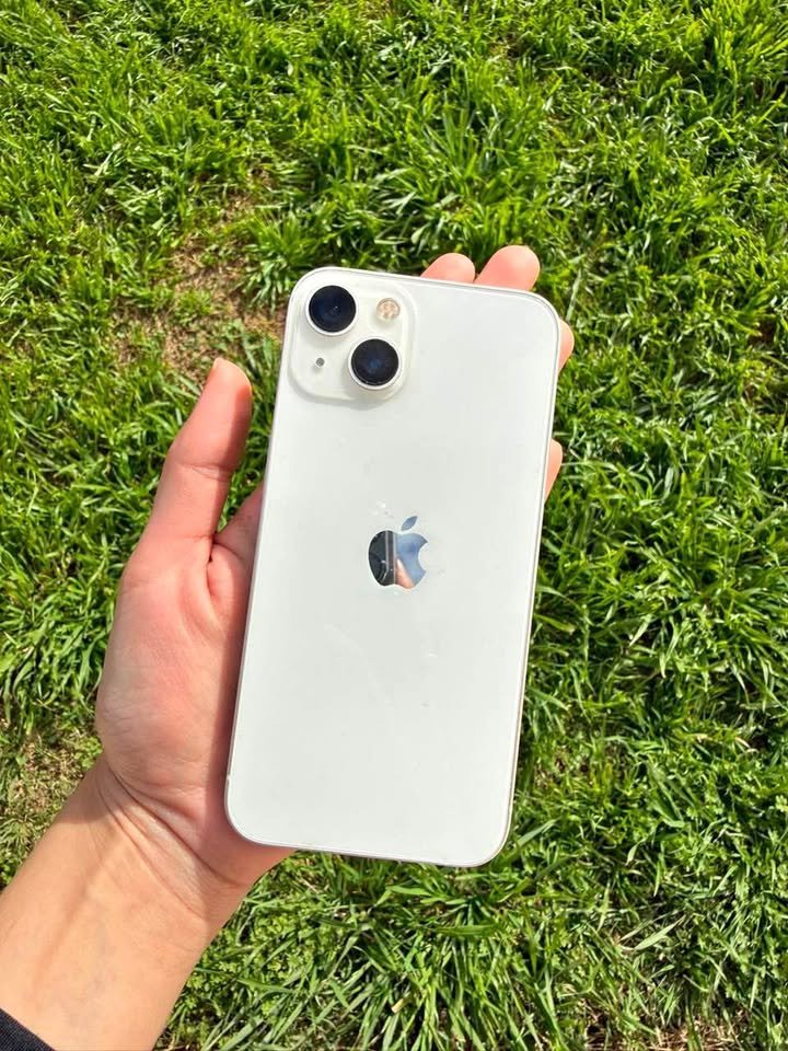 Iphone 13 sin detalles en caja