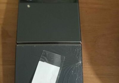 Samsung galaxy Z flip 4 5G Liberado Hay que cambiar la pantalla