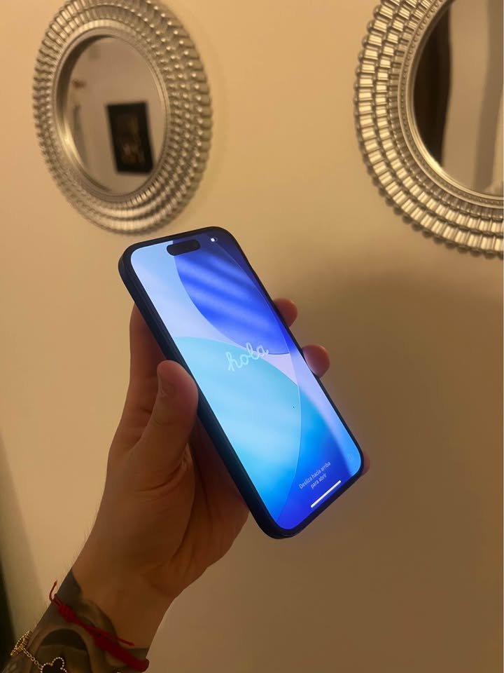 IPhone 15 (83% 128GB) recibo iphone menor 650mil