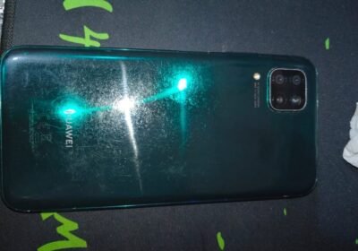 xuawei p40 lite libre 128/ 6 de ram