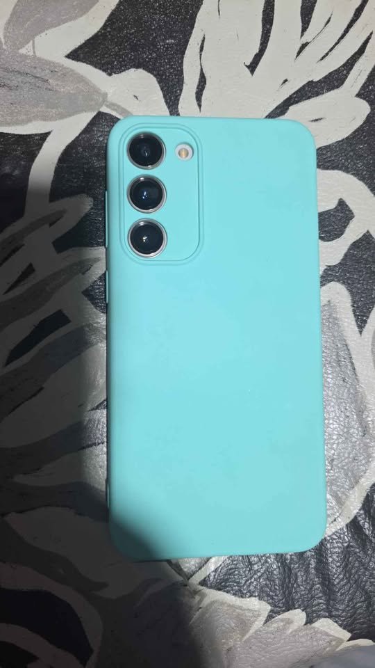 Samsung S23 plus