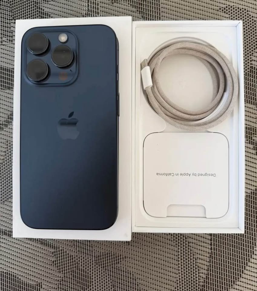 iPhone 15 pro 256