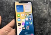 LIQUIDO IPHONE 11, 64gb