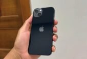 IPhone 13 (75% 128Gb) (recibo iphone menor) $450.000