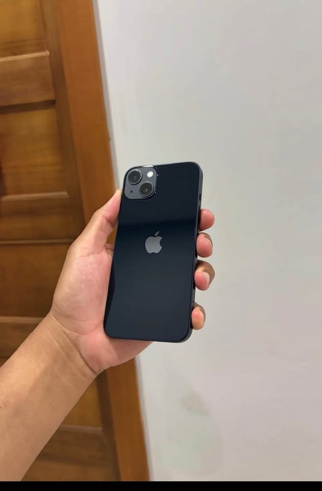 IPhone 13 (75% 128Gb) (recibo iphone menor) $450.000