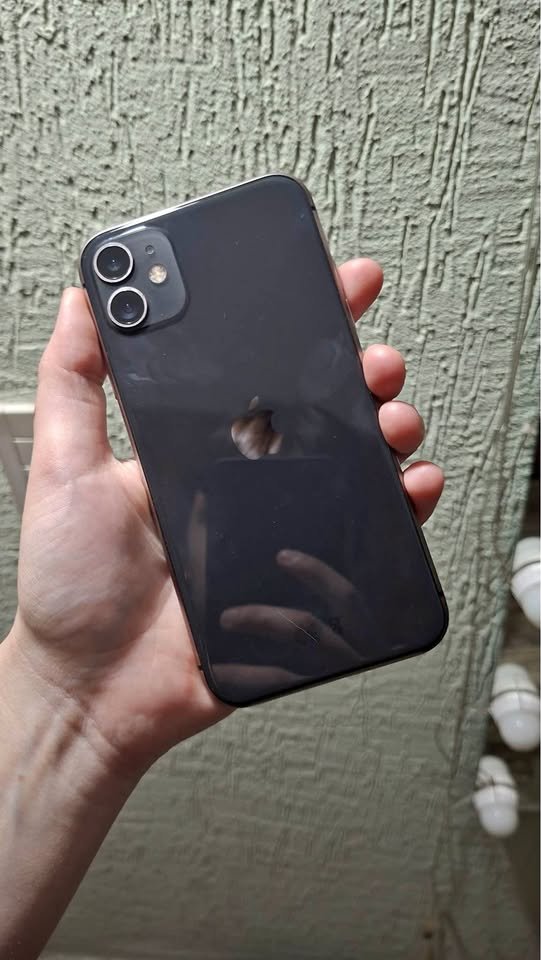 iPhone 11