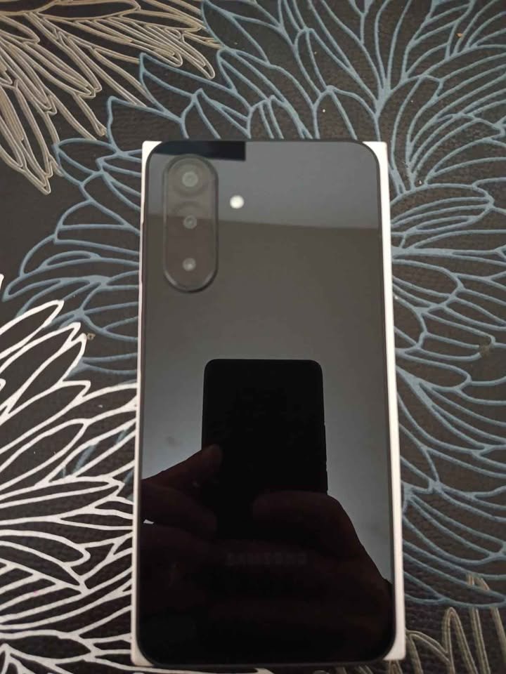 Samsung A26 5g 256gb $320.000