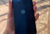 Moto e13
