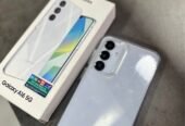Samsung A16 5g con caja funda y cargador