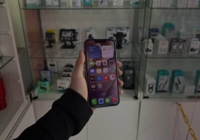 iPhone 13