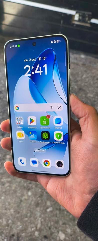 Oppo Reno 13 5G 512/12+12 de ram libre de fabrica impecable!!!!