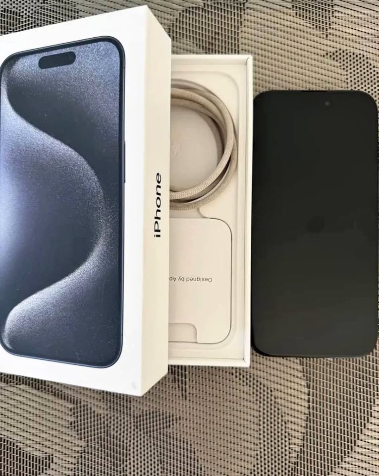iPhone 15 pro 256