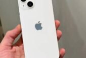 iPhone 13 white