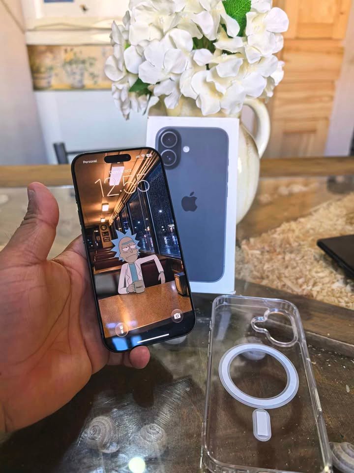 iPhone 17