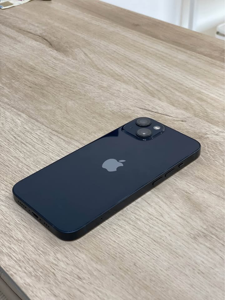 Líquido iPhone 13 128 gb