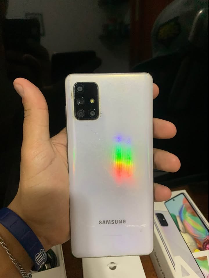 Samsung A71