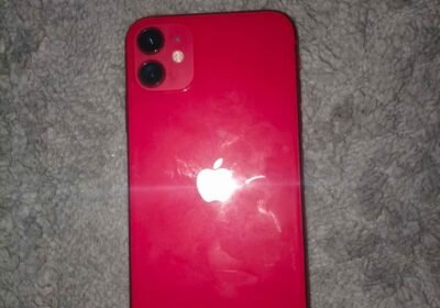 iPhone 11 rojo