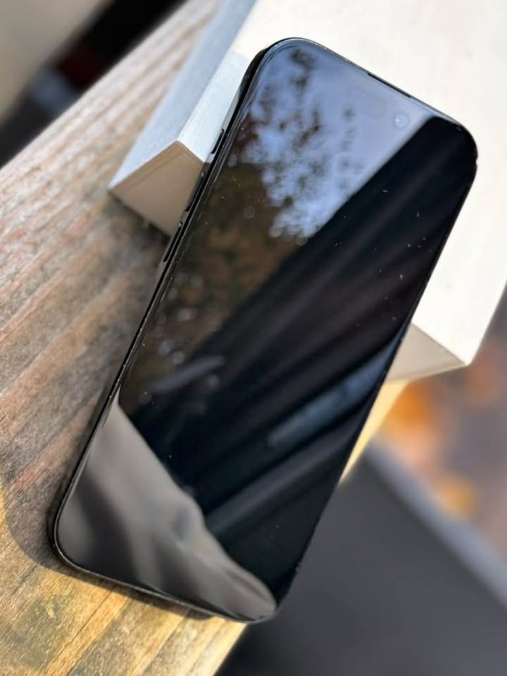 Iphone 16 pro 256gb 91% bateria