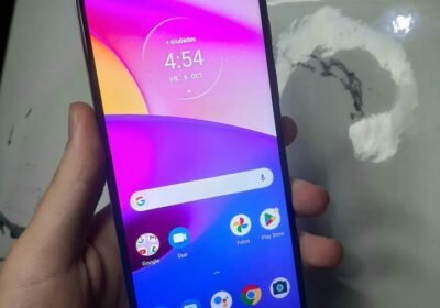 Vendo moto e40 liberado 64gb 4 de ram sin detalles 85mil yaya