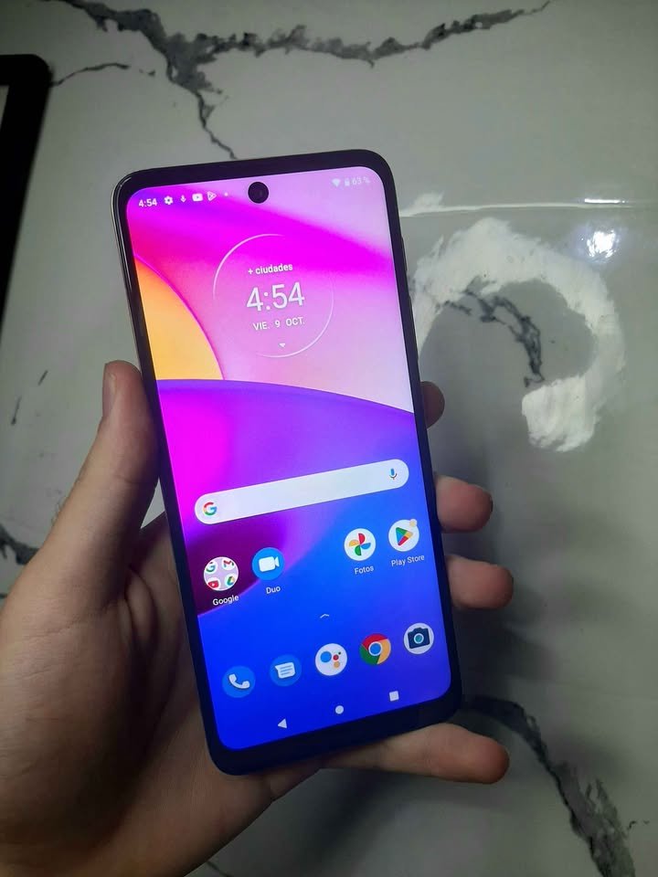 Vendo moto e40 liberado 64gb 4 de ram sin detalles 85mil yaya