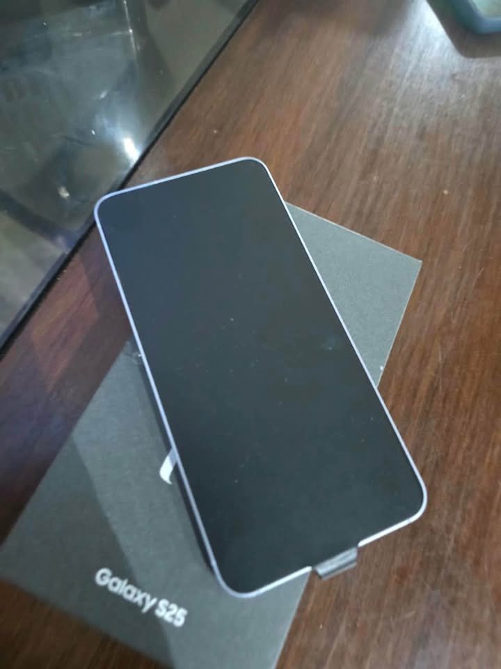 Samsung Galaxy S25 256GB 12GB RAM Nuevo en Caja Liberado