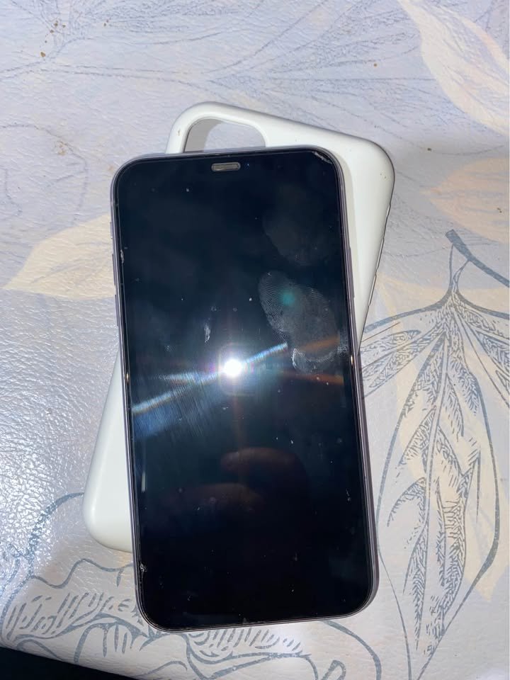 iPhone 11 128Gb 80%