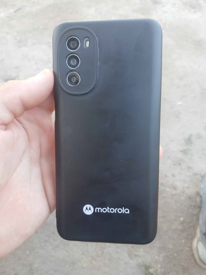 Vendo o permuto moto g52 liberado