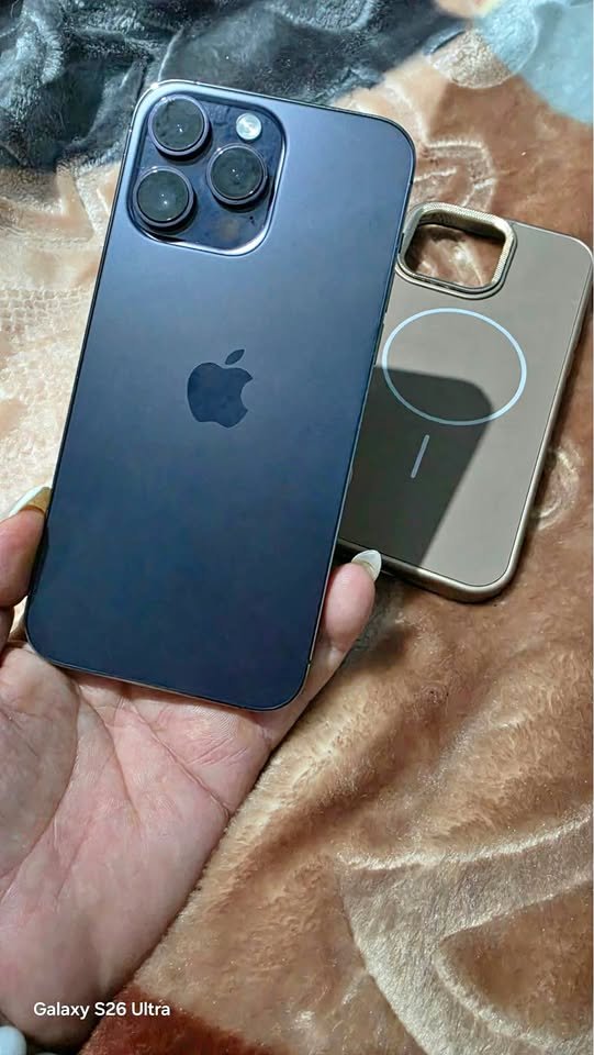 Vendo iphone 14 pro max 100% de batería 128 IMPECABLE, CON FUNDA Y TEMPLADO