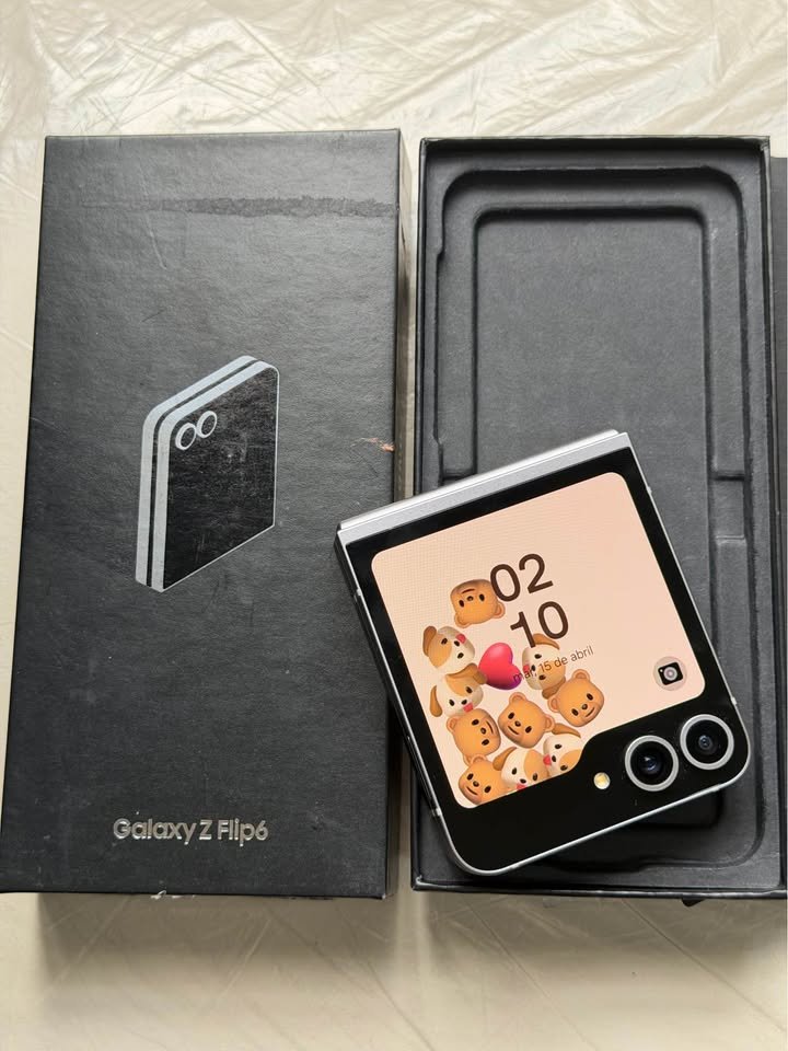 Vendo SamsungZ Flip 6 libre 512gb 12ram , COMPLETO 📦 , NO PERMUTO