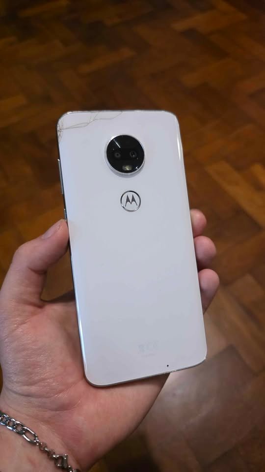 MOTO G7 LIBRE 64GB 4GB RAM ANDROID 10 EN BUEN ESTADO