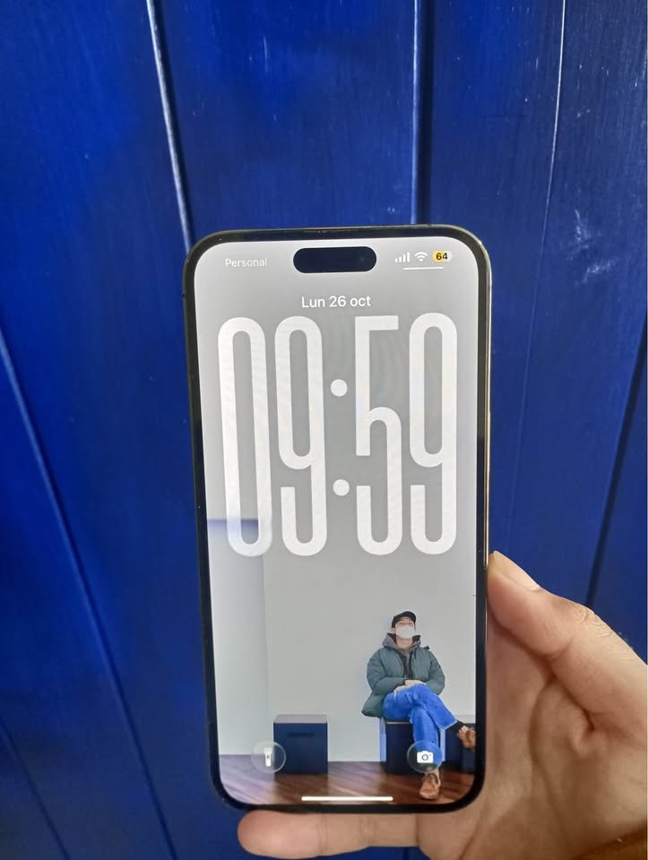 Se vende telefono iphone 14 pro max usado estado impecable