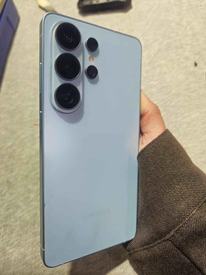 Samsung S26 ultra de 256 y 12 de Ram